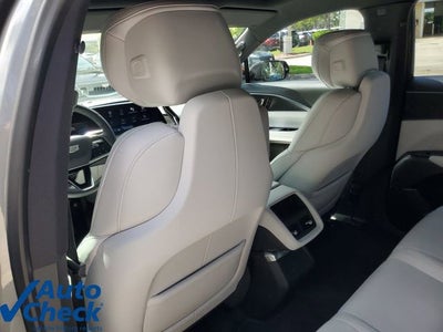 2024 Cadillac LYRIQ Luxury 1