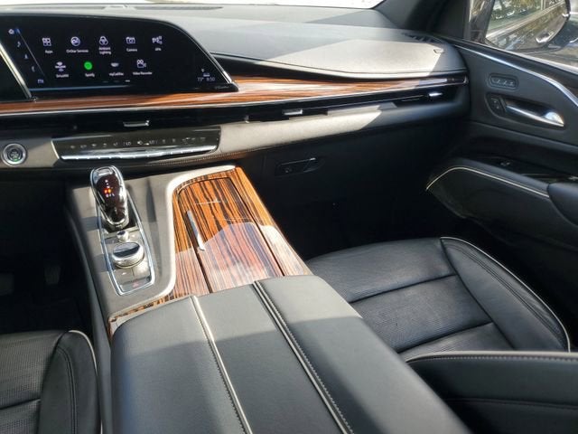 2023 Cadillac Escalade Premium Luxury