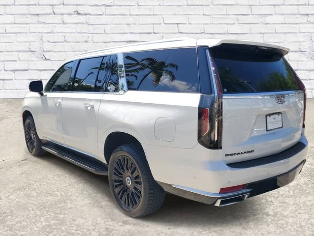2022 Cadillac Escalade ESV Premium Luxury