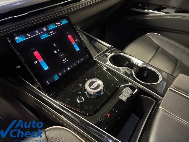 2025 Cadillac Escalade Sport