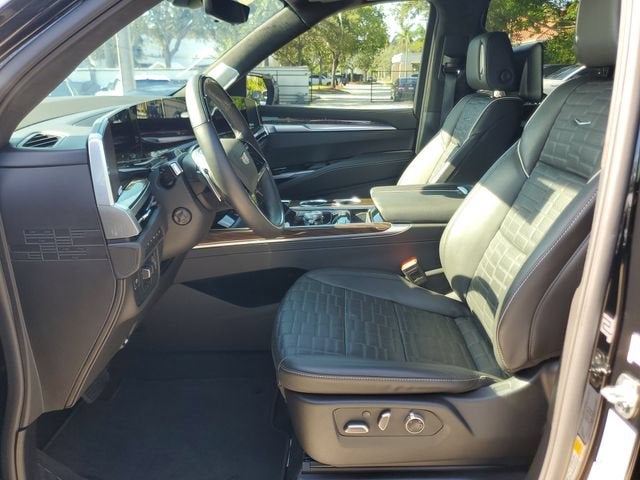 2025 Cadillac Escalade Sport Platinum