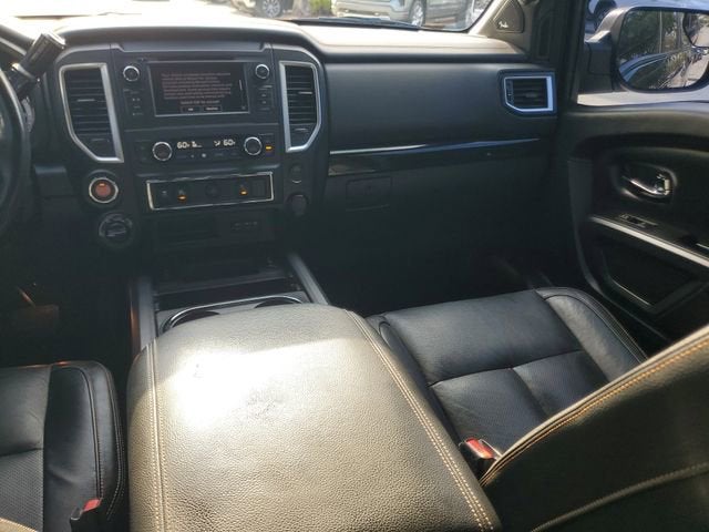 2019 Nissan Titan SL