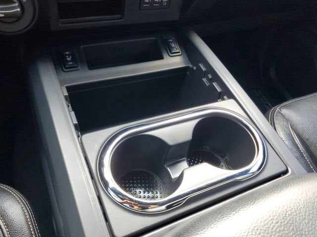 2019 Nissan Titan SL