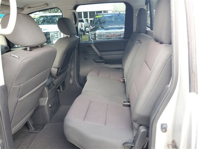 2012 Nissan Titan SV