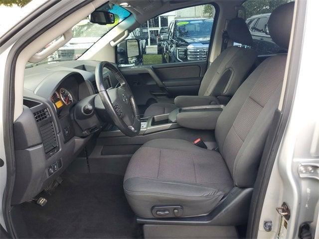 2012 Nissan Titan SV