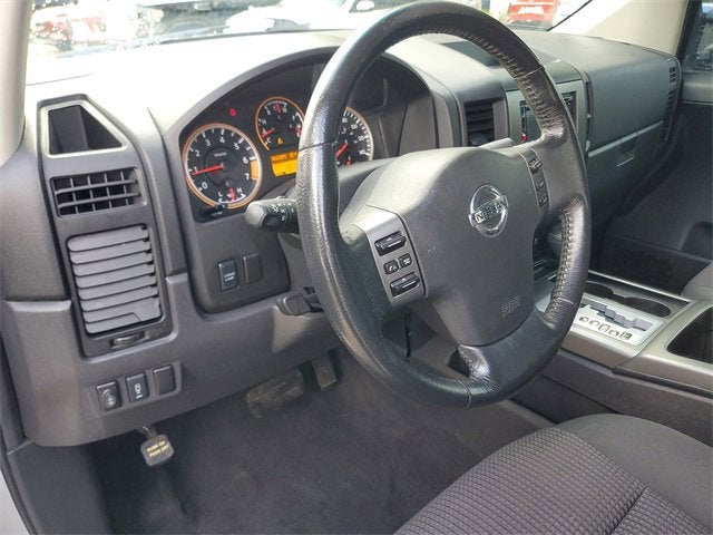 2012 Nissan Titan SV