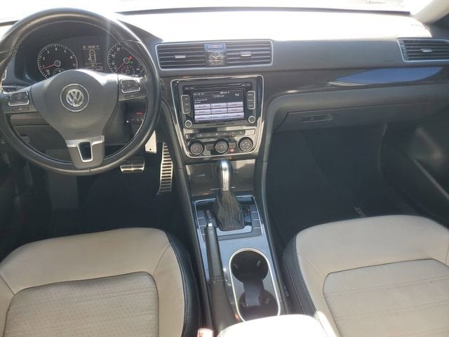 2015 Volkswagen Passat 1.8T SE