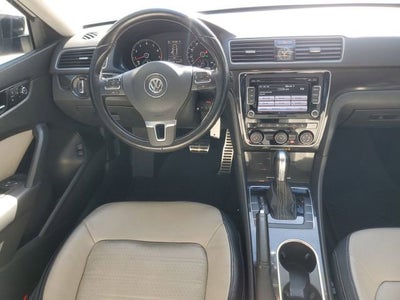 2015 Volkswagen Passat 1.8T SE