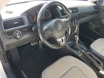 2015 Volkswagen Passat 1.8T SE