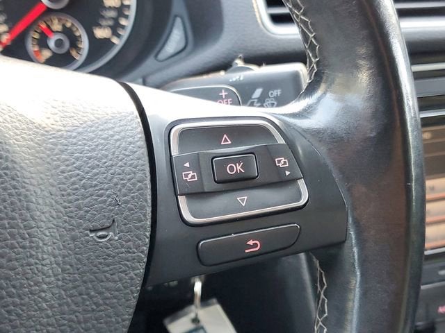 2015 Volkswagen Passat 1.8T SE