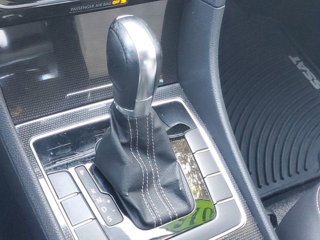 2015 Volkswagen Passat 1.8T SE