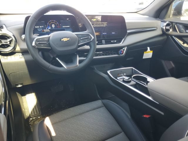2027 Chevrolet Equinox LT - Photo 6