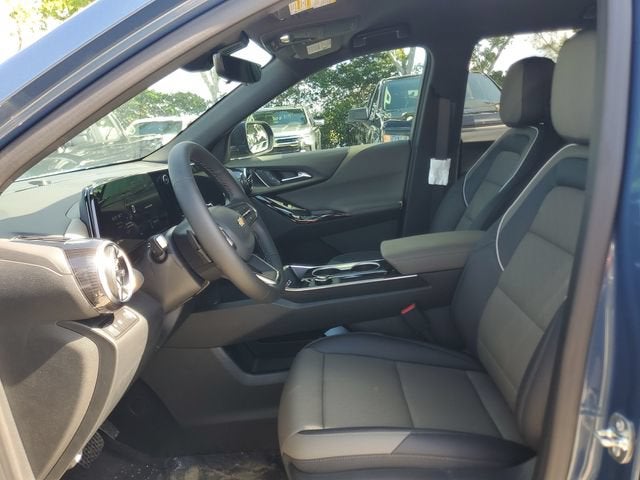 2027 Chevrolet Equinox LT - Photo 7