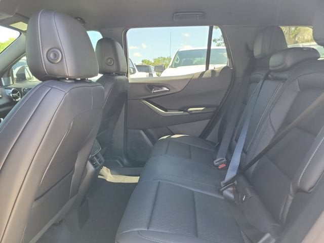 2027 Chevrolet Equinox LT - Photo 6