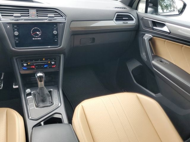 2024 Volkswagen Tiguan SE R-Line Black