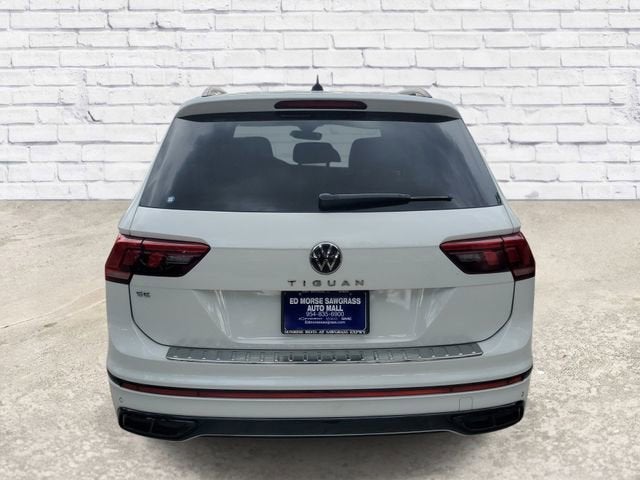2024 Volkswagen Tiguan SE R-Line Black