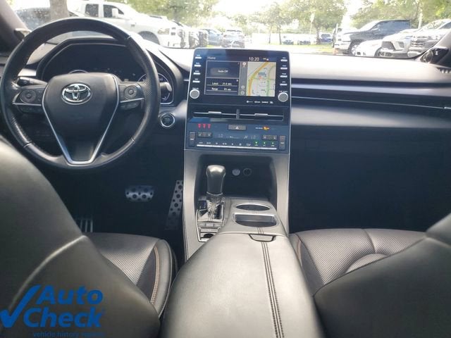 2019 Toyota Avalon XLE