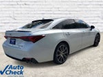 2019 Toyota Avalon XLE