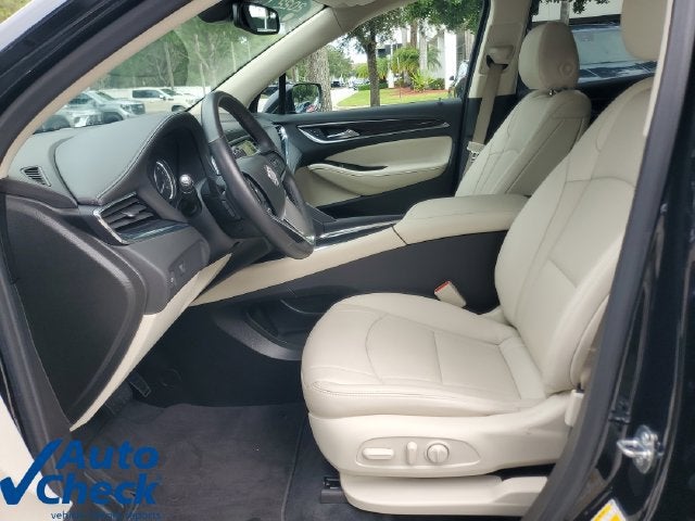 2022 Buick Enclave Essence
