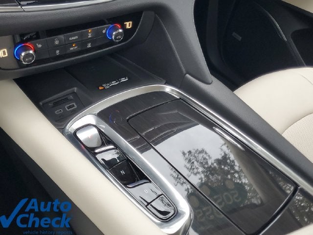 2022 Buick Enclave Essence