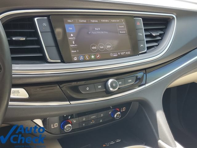 2024 Buick Enclave Essence