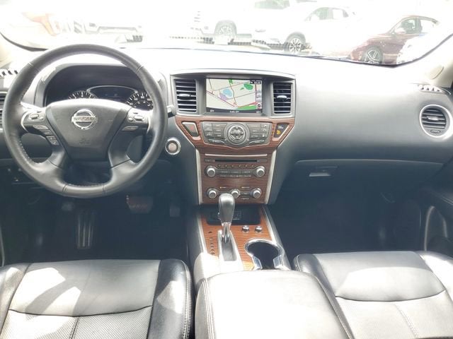 2020 Nissan Pathfinder Platinum