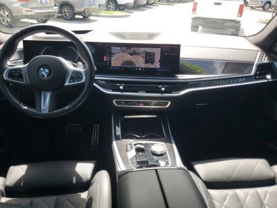 2025 BMW X7 xDrive40i