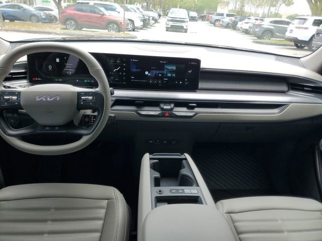 2025 Kia EV9 Land