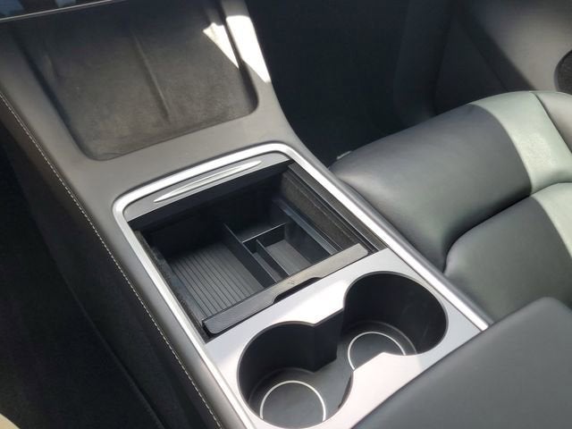 2024 Tesla Model Y NA