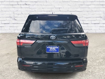 2023 Toyota Sequoia SR5