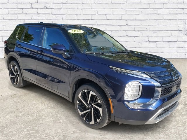 2022 Mitsubishi Outlander SE