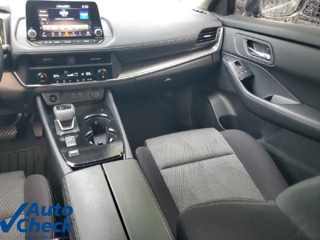 2024 Nissan Rogue SV FWD