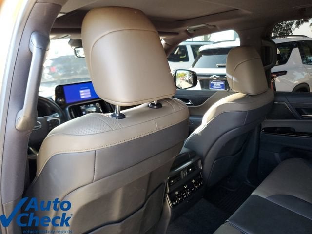 2025 Lexus LX 700h Overtrail