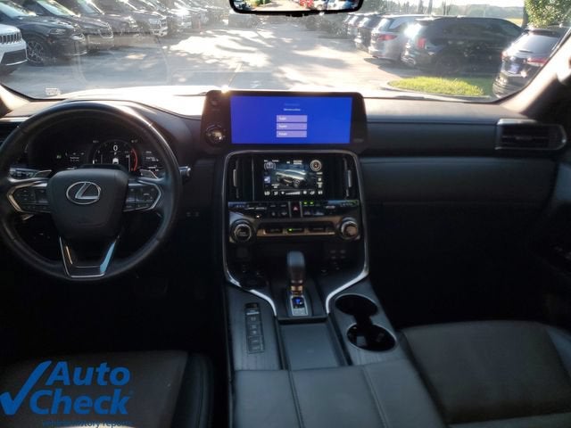 2025 Lexus LX 700h Overtrail