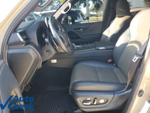 2025 Lexus LX 700h Overtrail