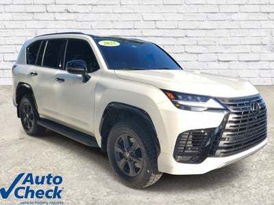 2025 Lexus LX 700h Overtrail