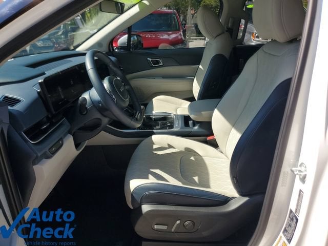 2025 Kia Carnival EX