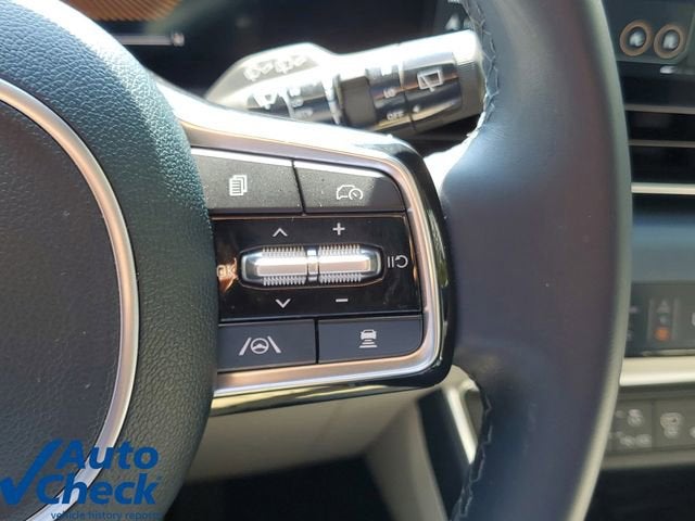 2025 Kia Carnival EX