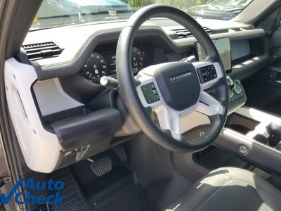 2025 Land Rover Defender 130 P400 X-Dynamic SE