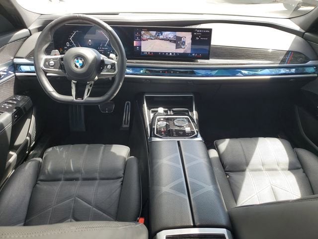 2025 BMW 7 Series 740i xDrive