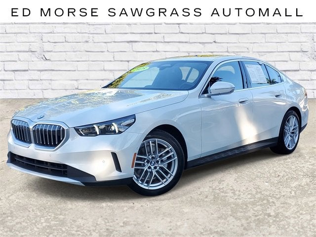 2025 BMW 5 Series 530i