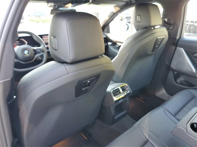 2025 BMW 5 Series 530i