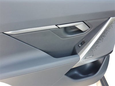 2025 BMW 5 Series 530i