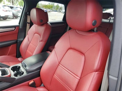 2023 Porsche Cayenne NA