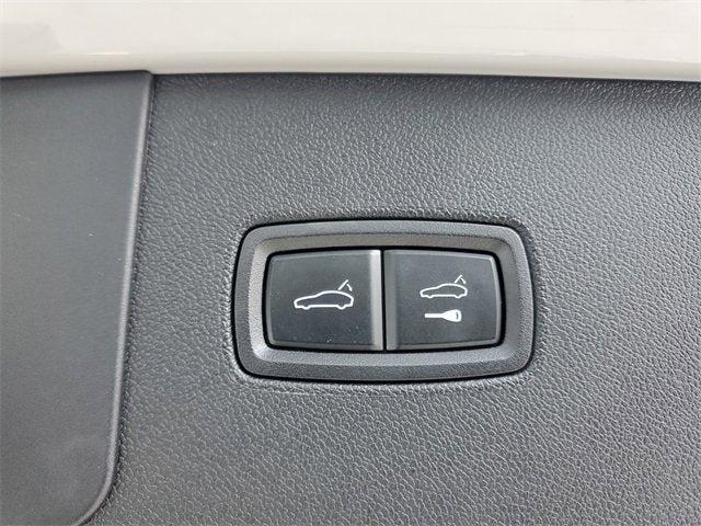 2023 Porsche Cayenne NA