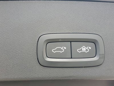 2021 Volvo XC40 Momentum