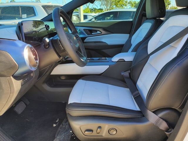 2026 Chevrolet Equinox EV 2LT - Photo 8
